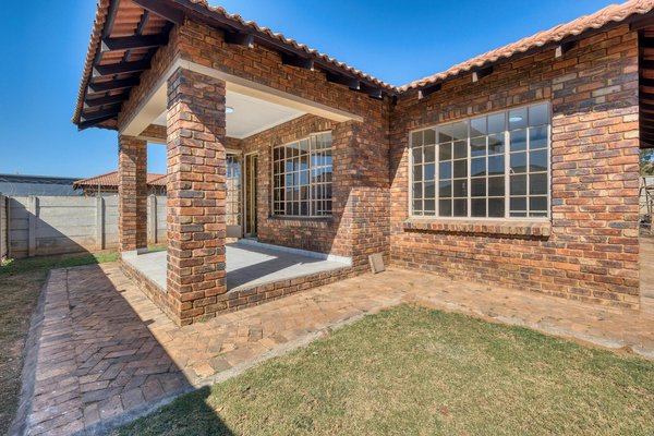 Comment choisir le bon type de contrat de location pour votre nouvelle maison ?